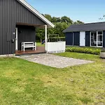 Strandlyst I Semesterbostad