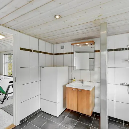 Awesome In With Wifi Holiday home