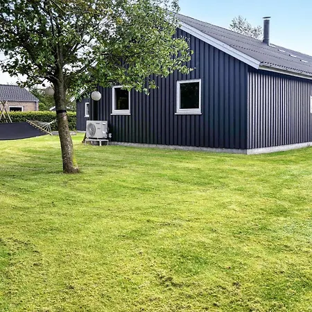 Strandlyst I *
